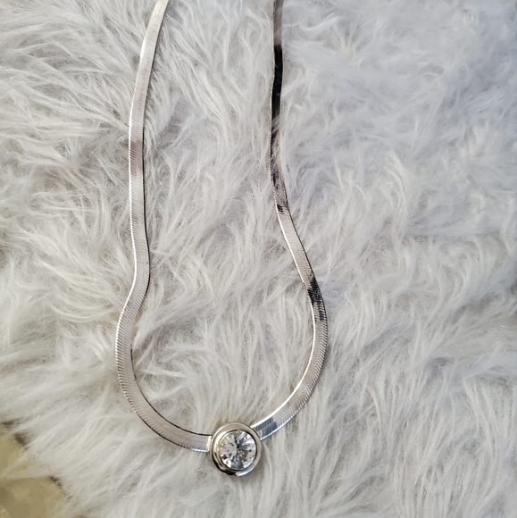 925 Sterling Silver Solitaire Herringbone Necklace - Picture 3 of 8